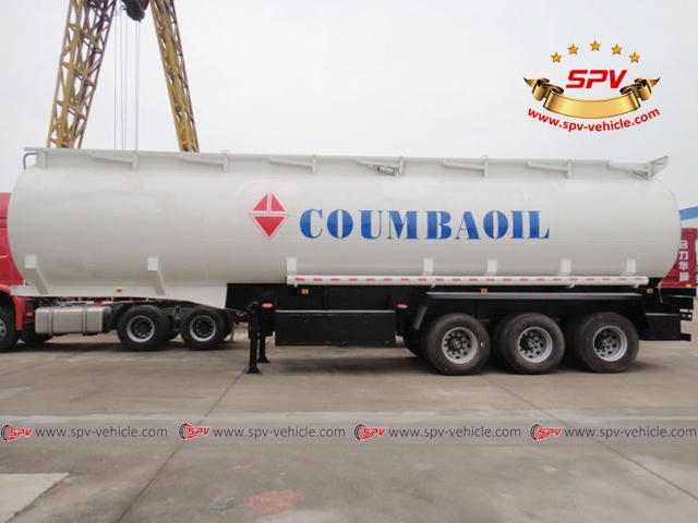 2 units of Fuel Tank Semi-trailer with Sinotruk Tractor Head-Side
